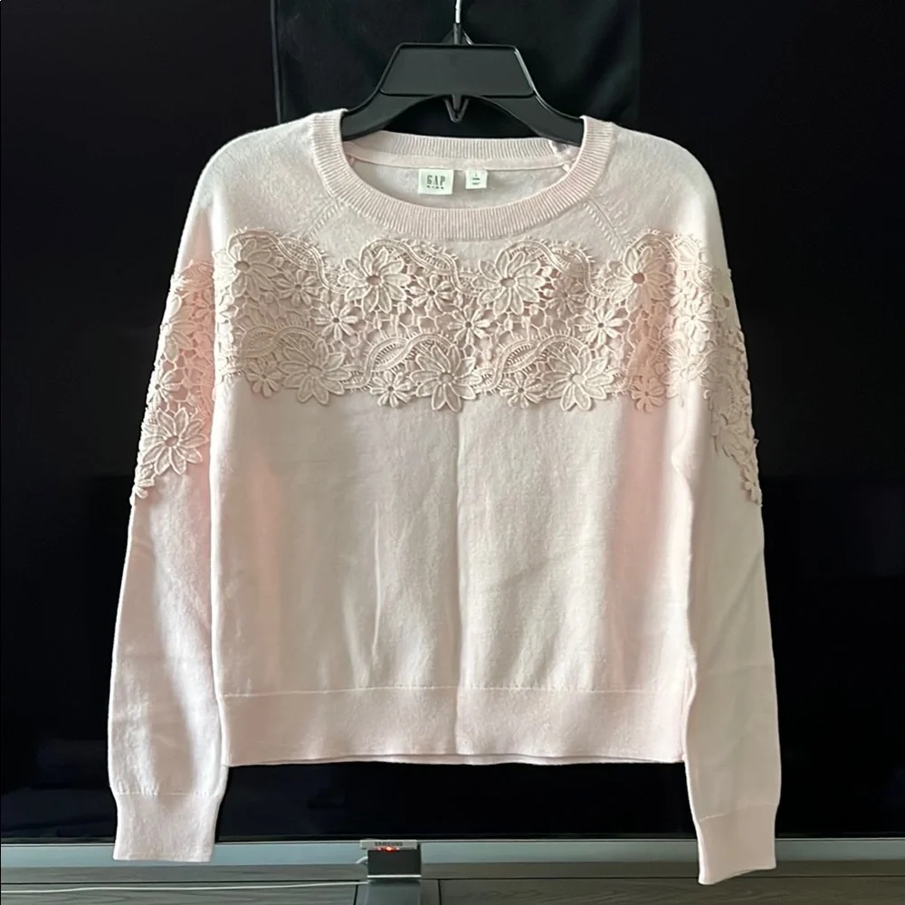 GAP Like New Pink Crew Neck Sweater with Lace Detail